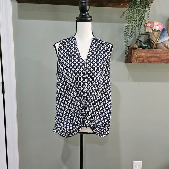 West Kei Sleeveless‎ Blue and White Twist Front Top Size M - Picture 1 of 7